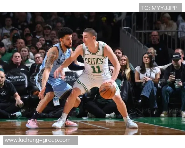 灰熊主场告捷，战胜凯尔特人——实力与团队的完美演绎